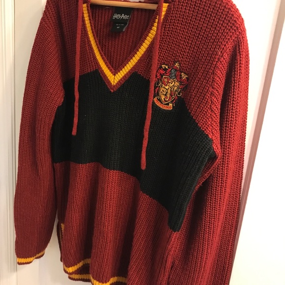 Hot Topic Sweaters - Hot Topic Gryffindor Sweater